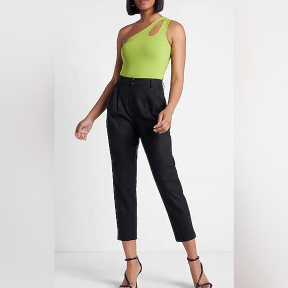 NEW EXPRESS Body Contour One Shoulder Cutout Cropped Sweater Tank  Green Size L - Picture 1 of 11